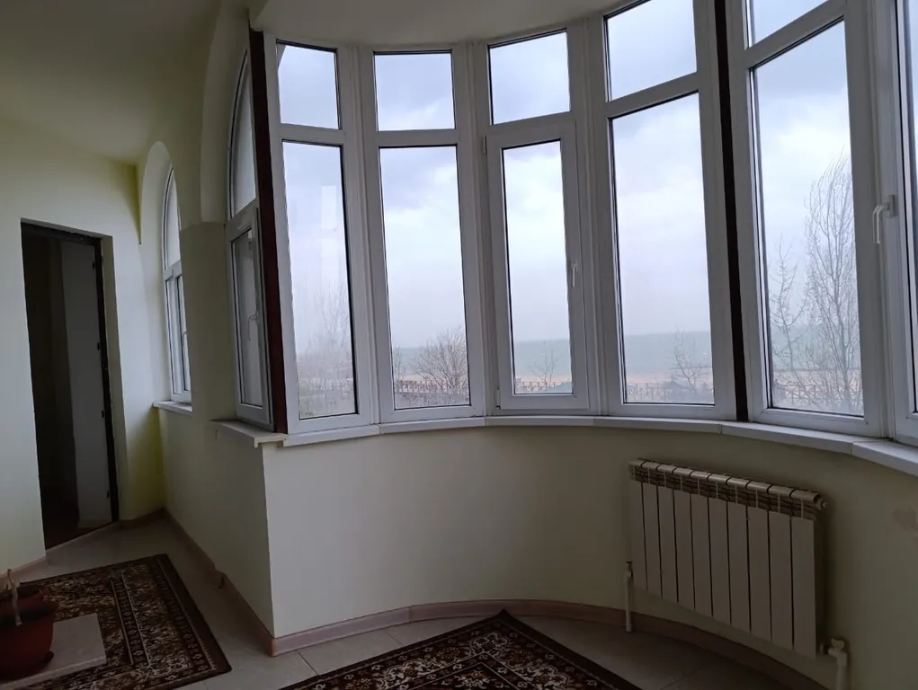 Шикарная квартира на берегу моря