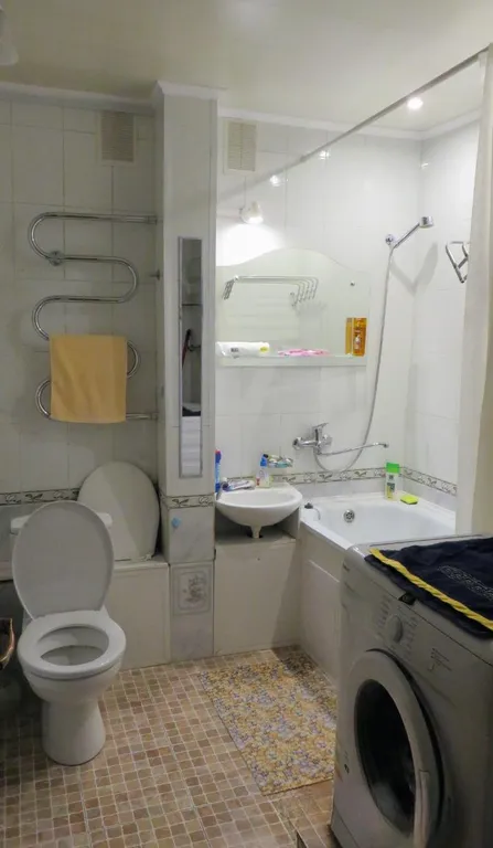 Квартира Удобная квартира над Эйфелевой башней) — Новосибирск