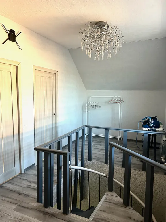 4-комнатный Дом