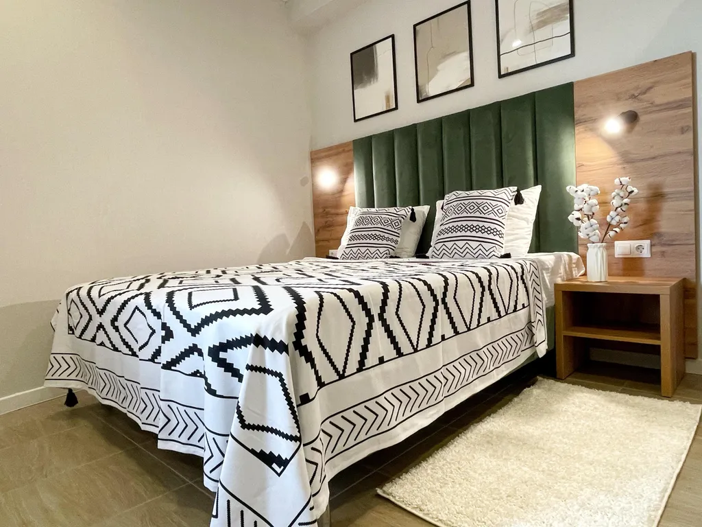 Апартамент в 3 минутах до моря с балконом и видом на море