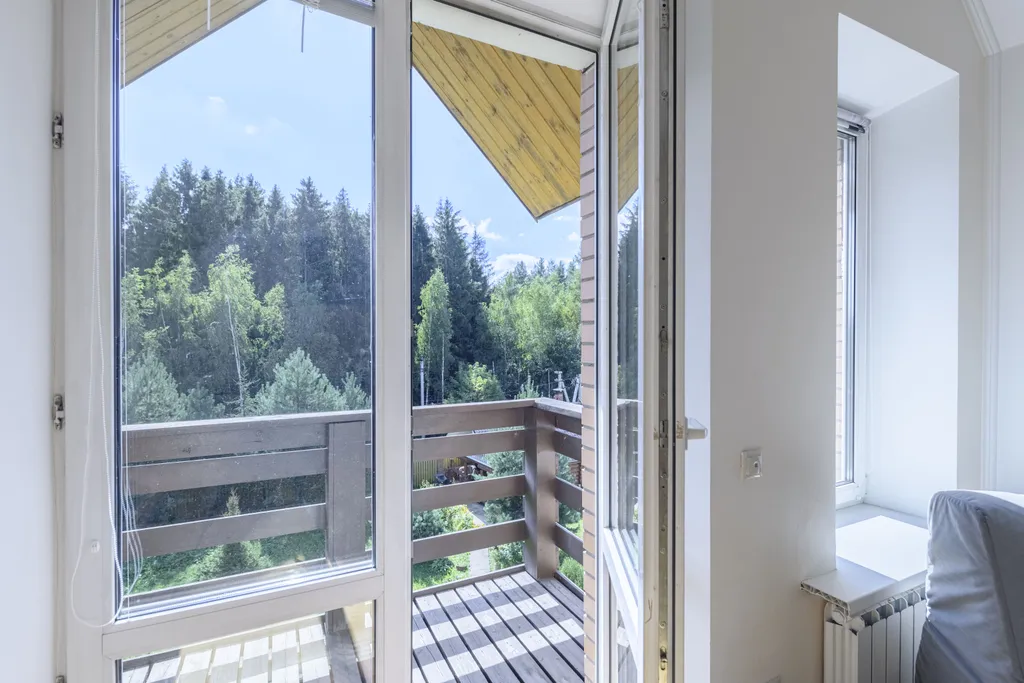 Просторный комфортабельный коттедж с баней