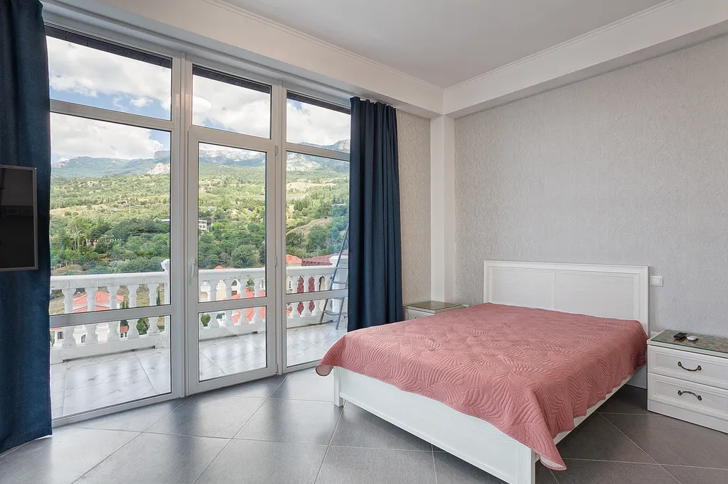 Квартира студия в Симеизе с потрясающим видом