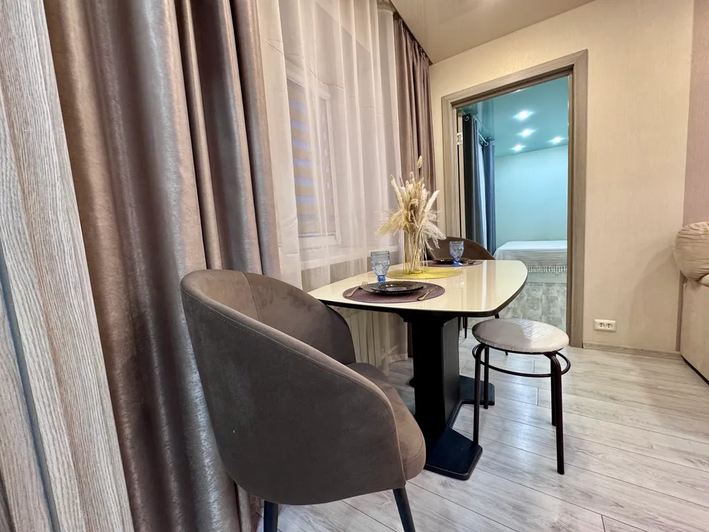 Комфортная трёхкомнатная квартира в центре города