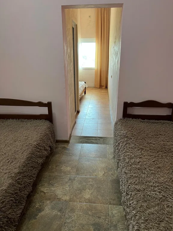 Квартира Комната — аренда посуточно в Лоо