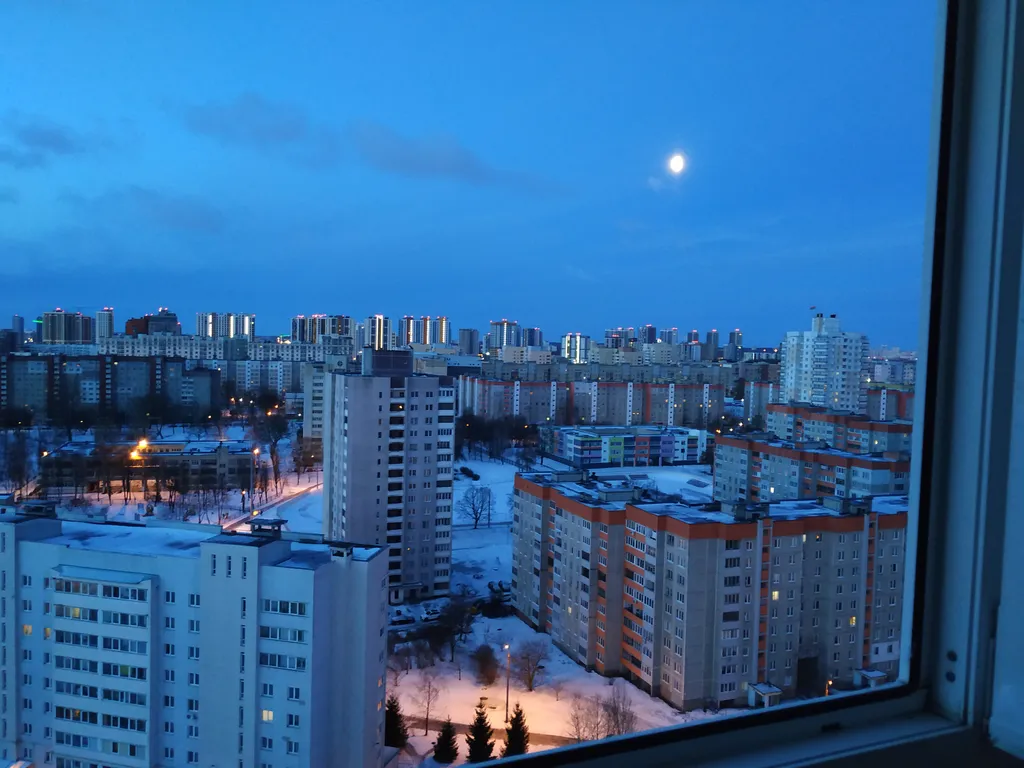 Квартира Большая 2-комнатная с шикарным видом около Вокзала — Минск