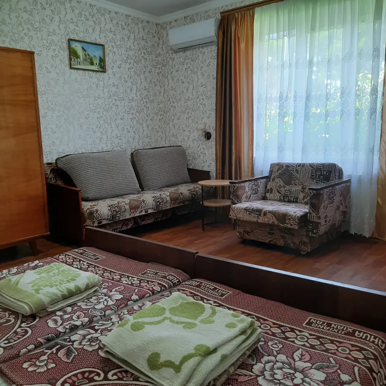 Коттедж Коттедж Уютная квартира в старом городе — Евпатория