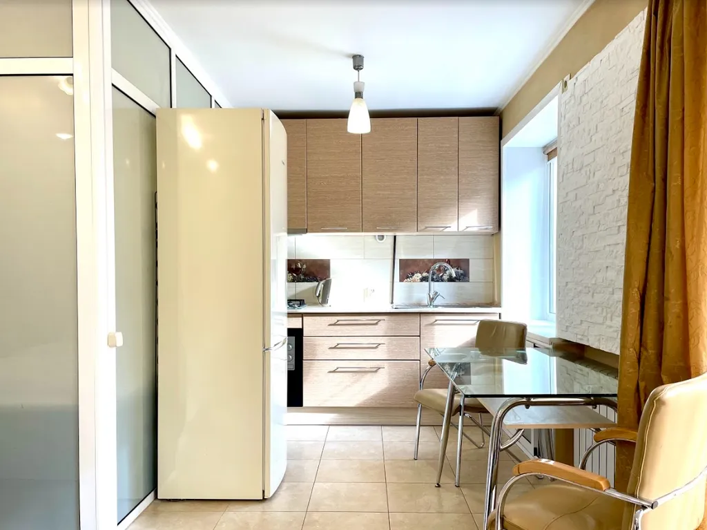 1- комнатная квартира-студия бизнес-класса в центре города