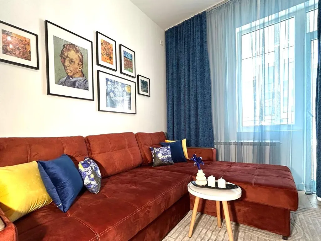 Квартира Двухкомнатные апартаменты Ван Гог рядом со знаменитым Арбатом — Алматы