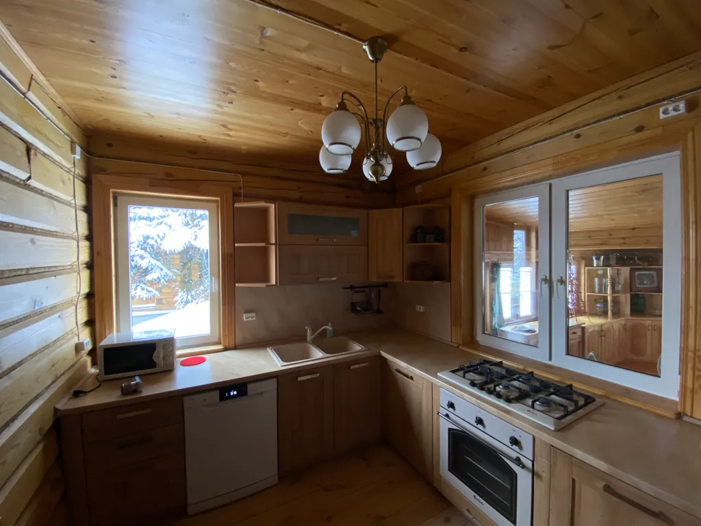 4-комнатный Дом