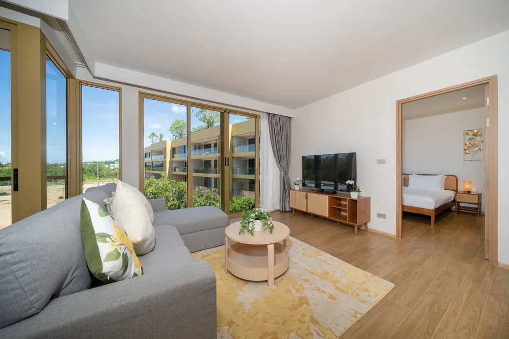 Laguna Beachside residences apartment