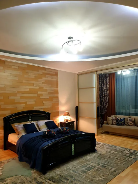 Квартира Lux-Apartments с 2 спальнями и камином — аренда посуточно в Курск