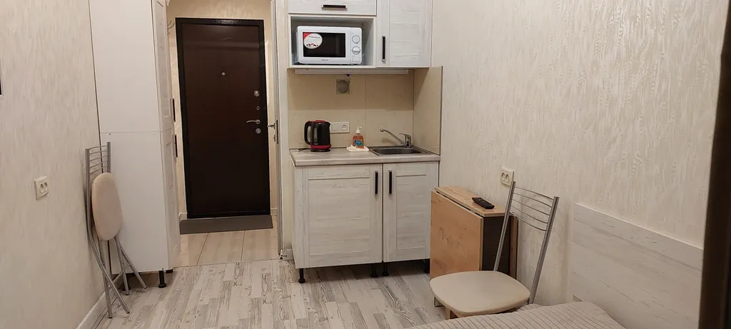 Апартаменты, студия в тихом дворе у Московского вокзала.