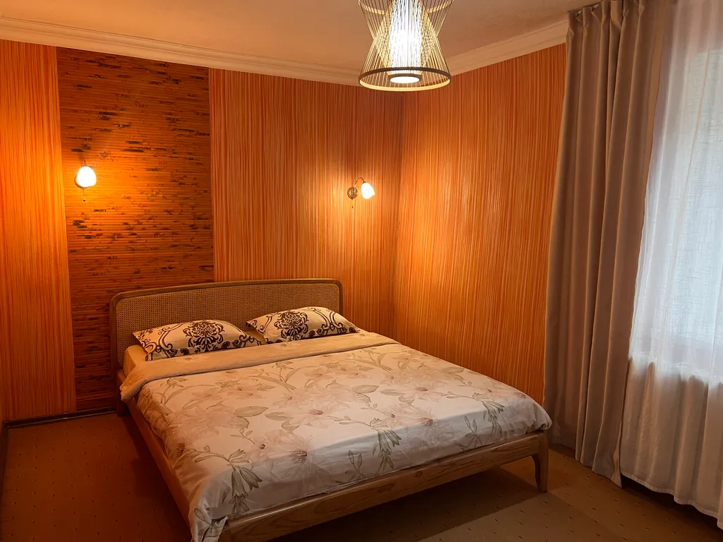 Дом над набережной