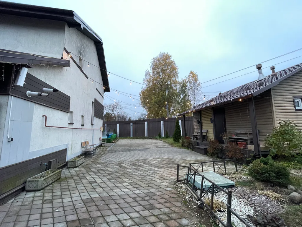 Дом Музыкальная волна