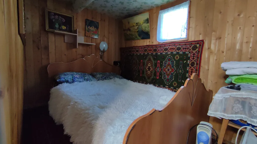 Домик у озера