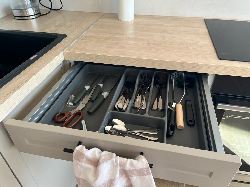 Домик в Карелии на берегу озера