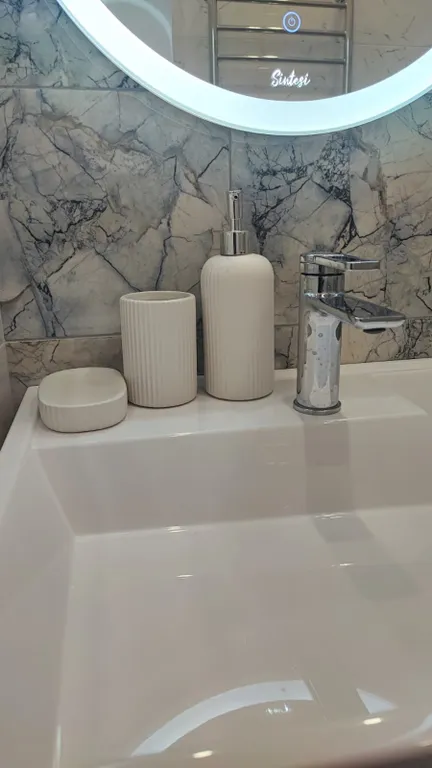 Квартира Квартира Светлая уютная студия — Сириус