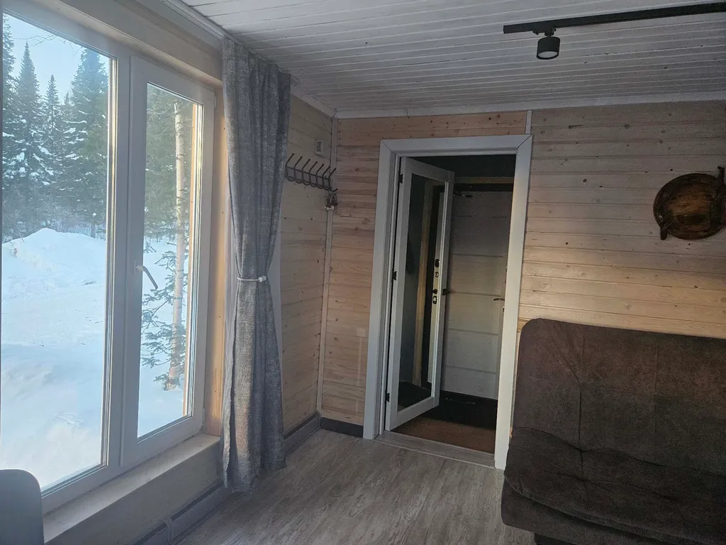 Коттедж Дом в живописнейшем месте в окружении кедровых и пихтовых деревьев — Шерегеш