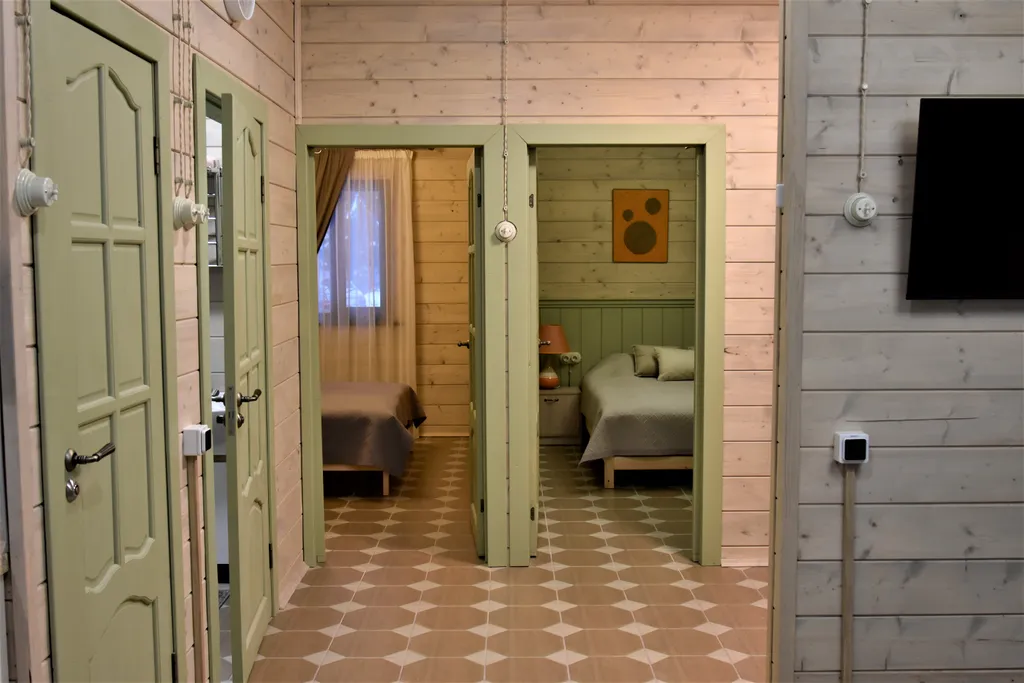 Коттедж Дизайнерский коттедж на берегу озера Волго на Селигере — Турбаза Чайка