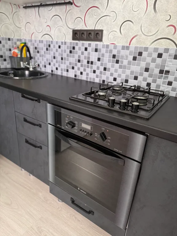 Квартира-студия двухкомнатная в центре города с видом на набережную