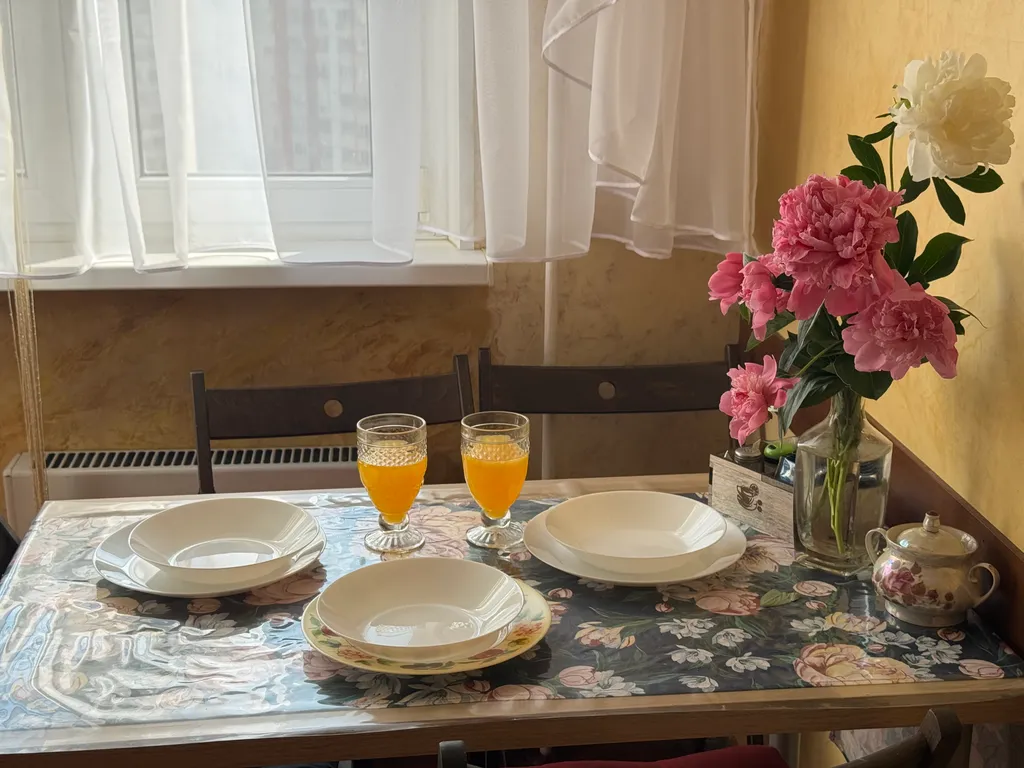 Квартира на высоком этаже в 10 минутах пешком от метро