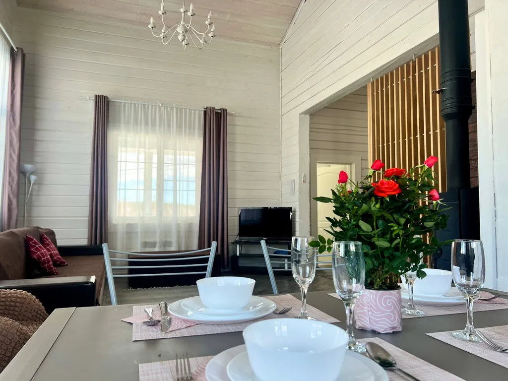 Большой коттедж N1 с сауной и камином