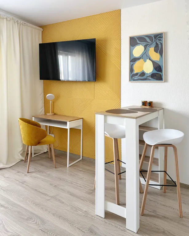 Квартира Студия Ван Гог — аренда посуточно в Новоселье