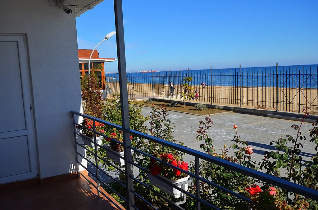 Квартира Апартаменты Море-Море — Феодосия