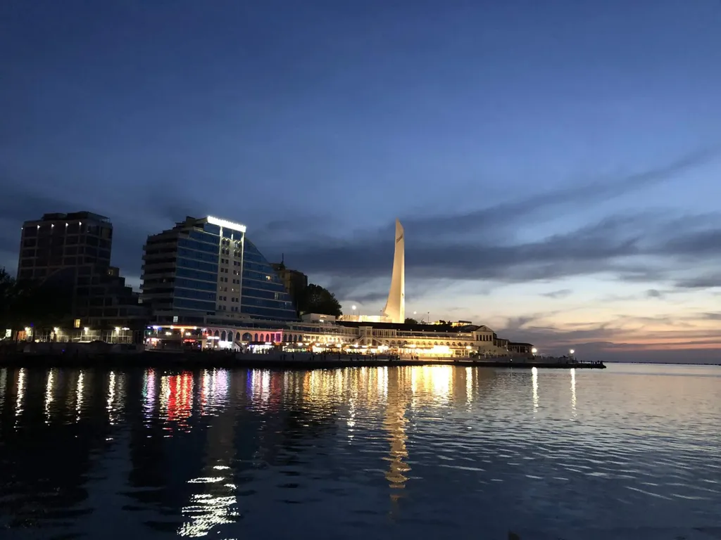 Квартира Апартаменты в центре с видом на Севастопольскую бухту — аренда посуточно в Севастополь