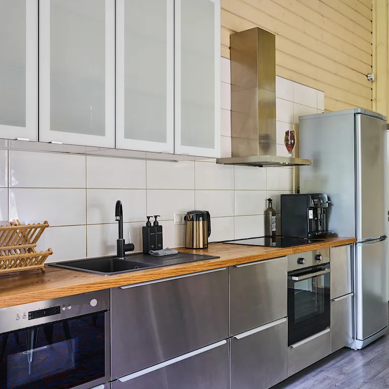 Дом 100m2 — чан, кухня, уединение в сосновом лесу