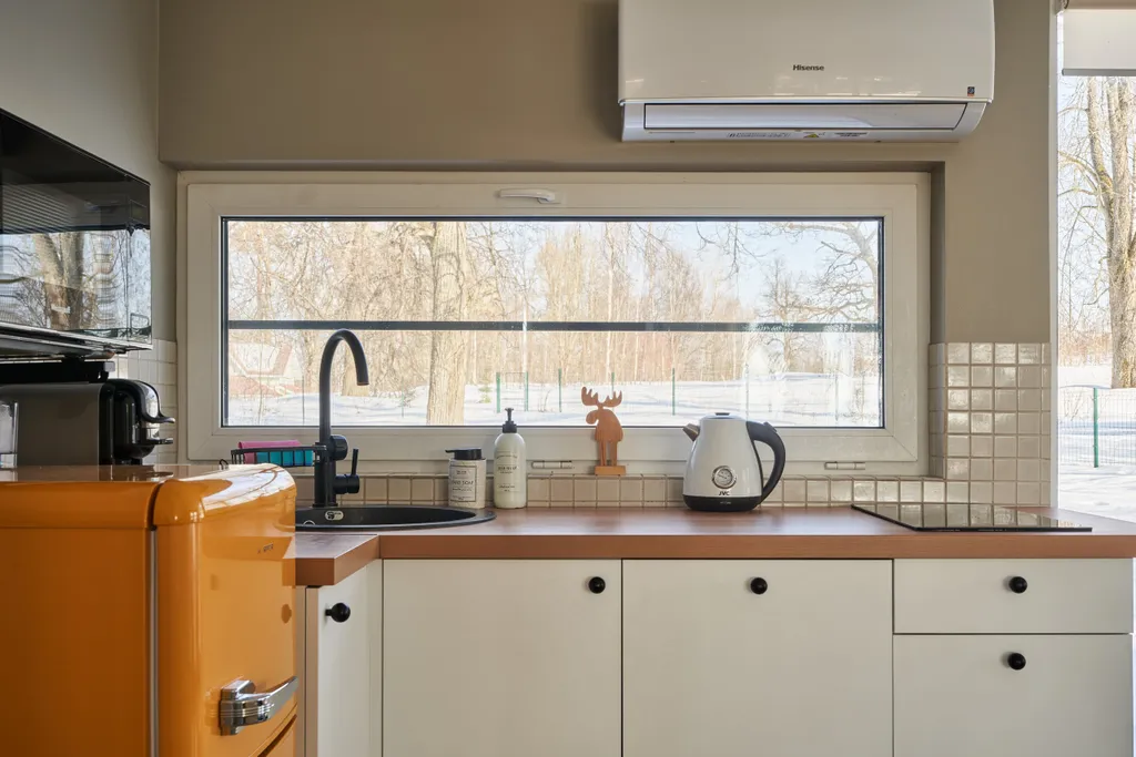 Коттедж Домик Хирви уютный коттедж на отдельном участке с вековыми деревьями — Москва