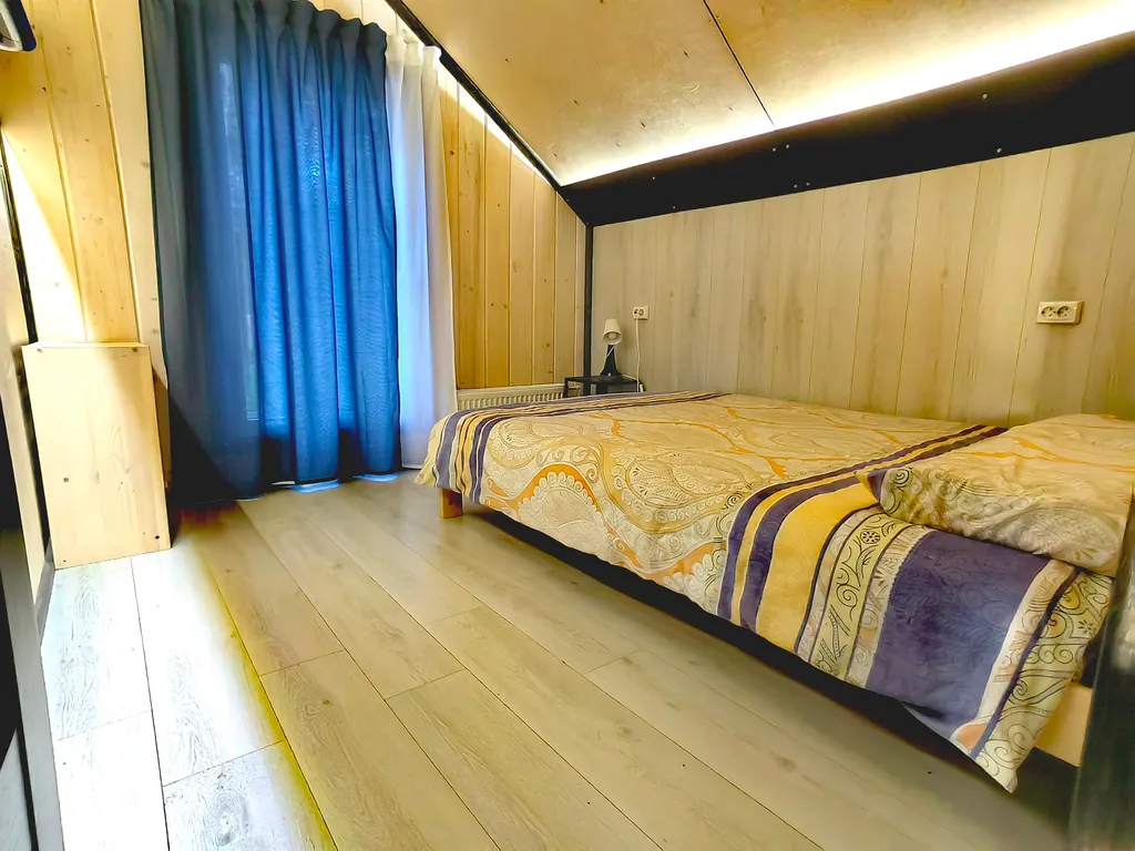 5-комнатный Дом