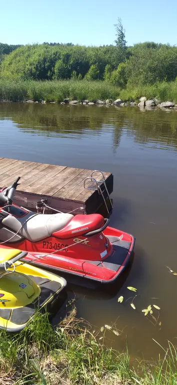 Небольшой дом на острове