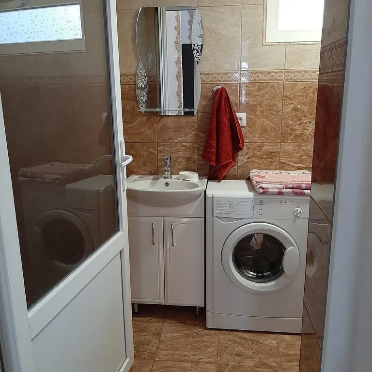 Комфортная двухкомнатная квартира - студия