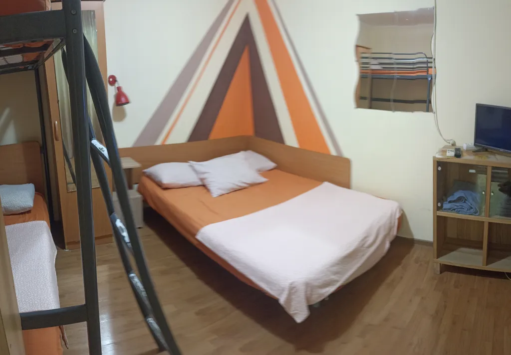 Однокомнатный коттедж с видом на лес и горы