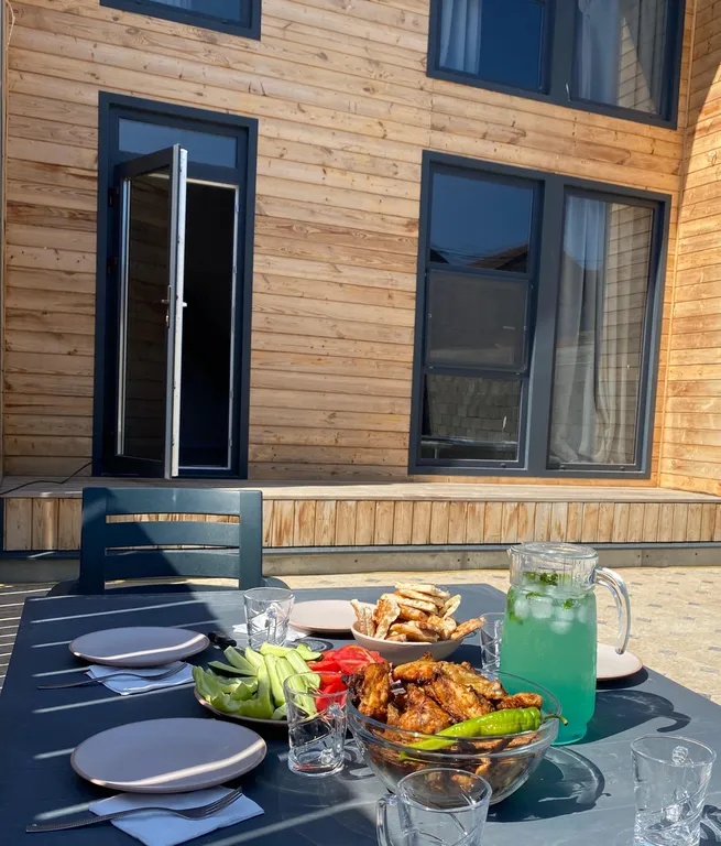 Домик у моря