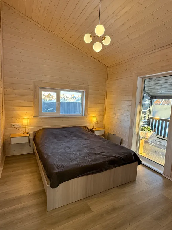 Уютный дом в аренду с видом на лес