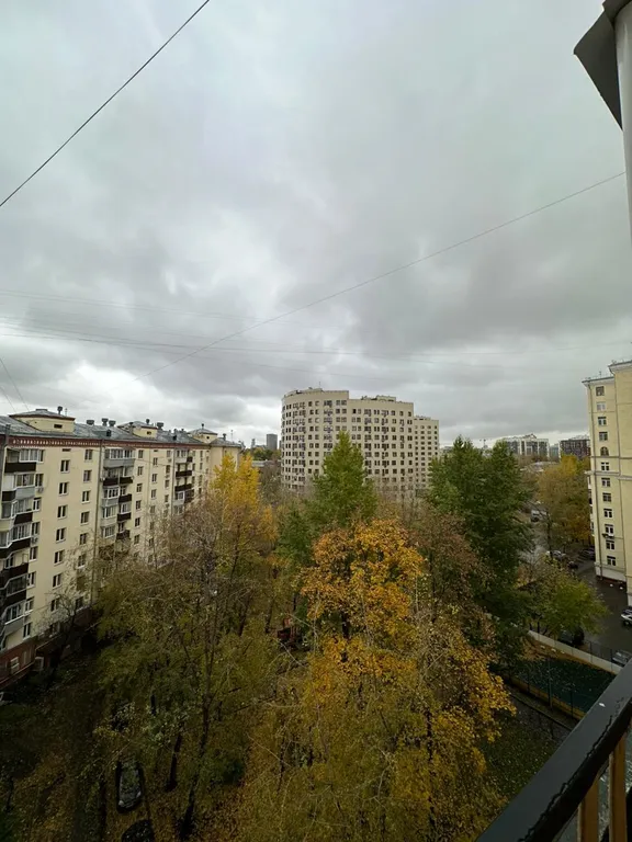 Квартира Квартира в 1 минуте пешком от метро Автозаводская, очень близко — Москва