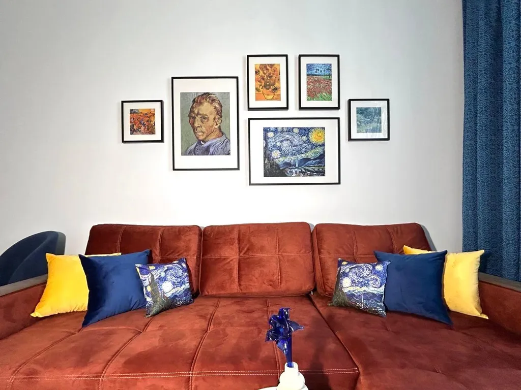 Квартира Двухкомнатные апартаменты Ван Гог рядом со знаменитым Арбатом — Алматы