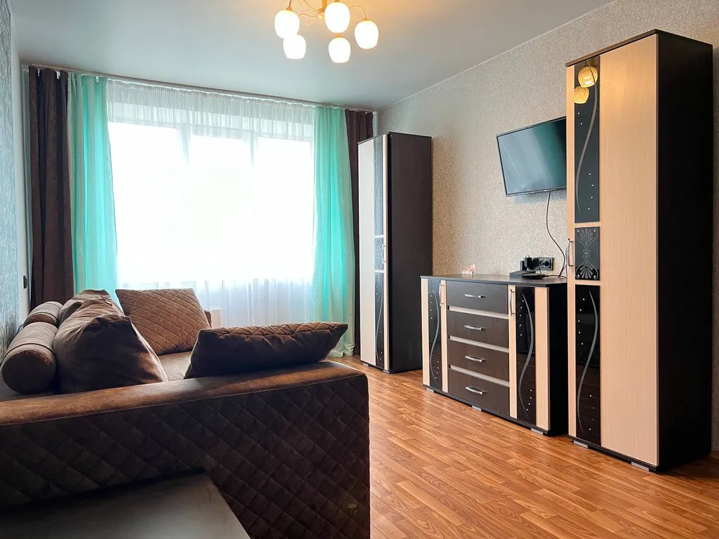 Трёхкомнатные апартаменты в центре Автозаводского района