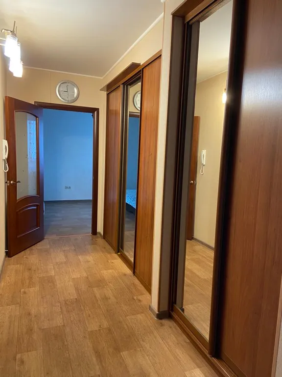 Квартира Трёхкомнатная квартира рядом с зоопарком — Новосибирск