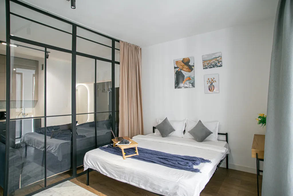 Бизнес-апартаменты с двумя кроватями рядом с ТРЦ MEGA