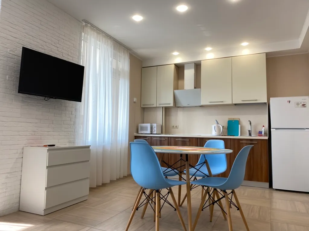 Квартира Квартира-студия с видом на море и парк — Севастополь