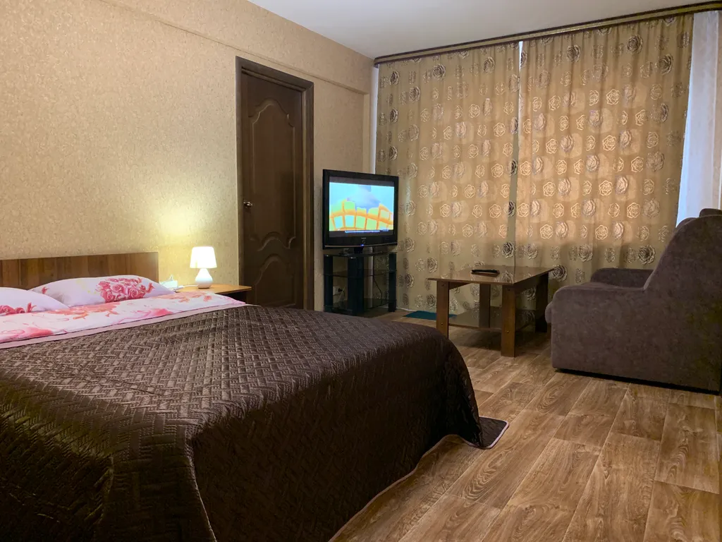 Уютная двухкомнатная квартира в центре — аренда посуточно в Ангарск