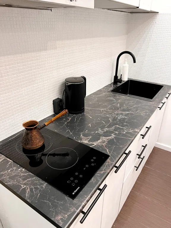 У моря с балконом