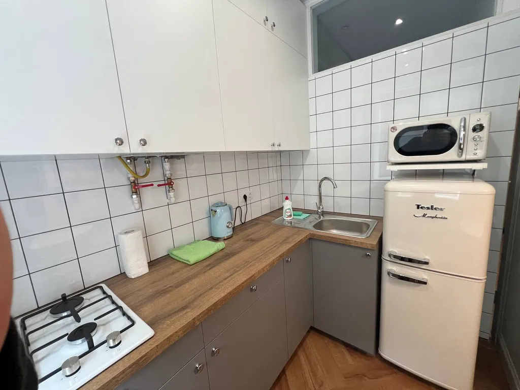 Квартира с современным минимализмом и винтажным шармом