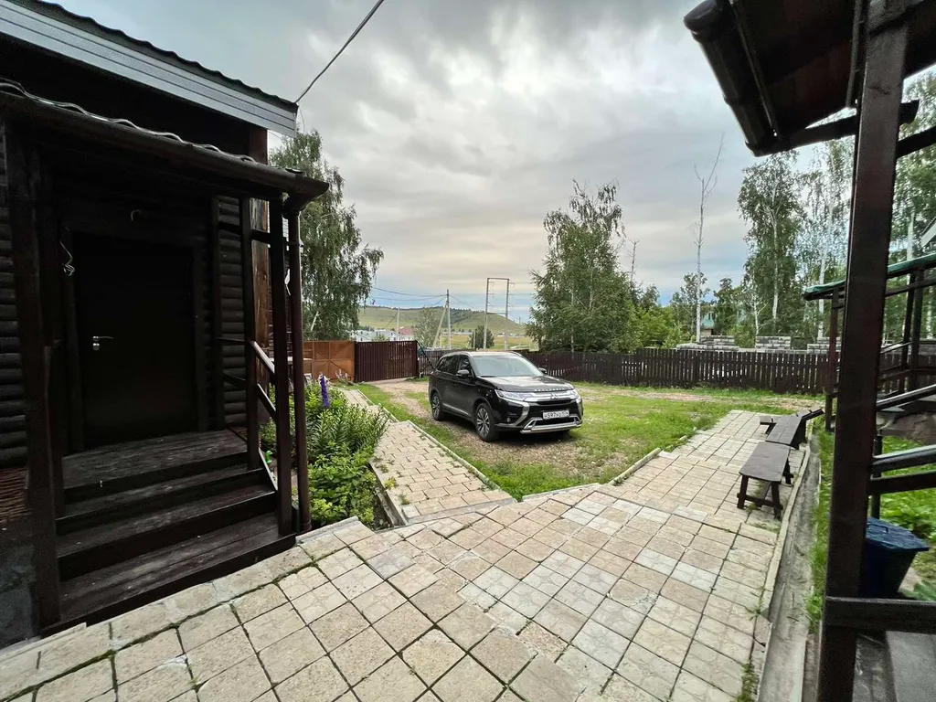 Бунгало на краю леса