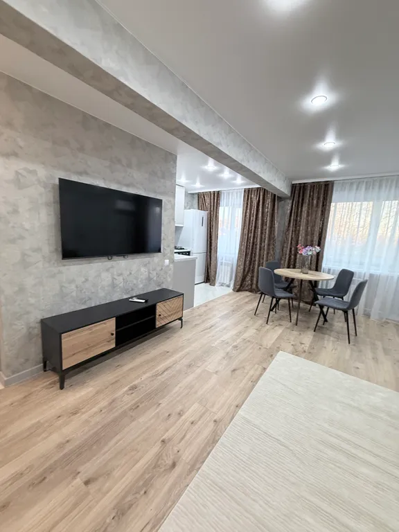 Солнечная и уютная квартира в центре города — аренда посуточно в Усолье-Сибирское