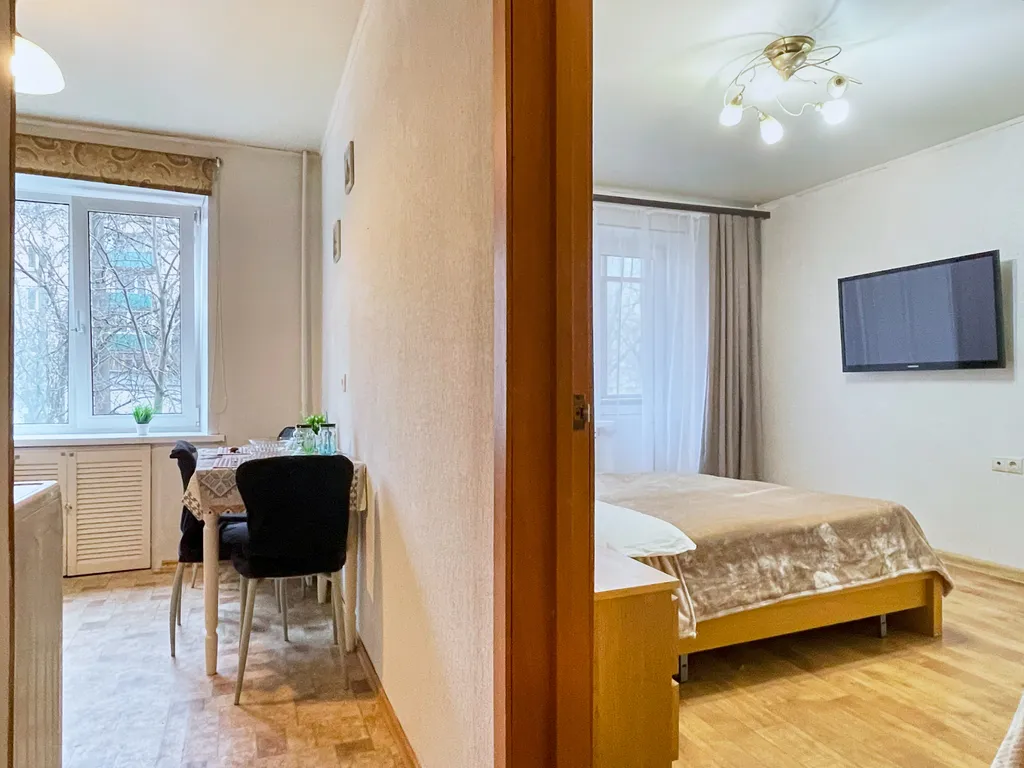 Просторная квартира с раздельными комнатами для 1-6 гостей