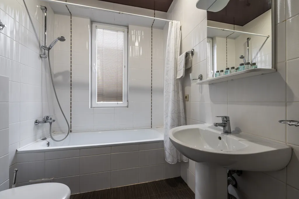 Апартамент с закатным балконом, 52 м², 2 этаж